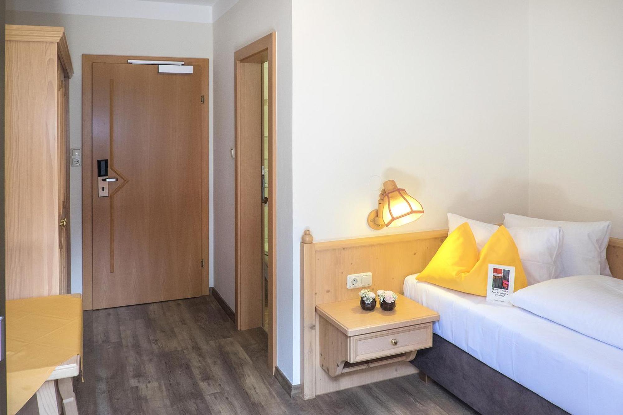 Hotel Talblick ザールバッハ・ヒンターグレム 部屋 写真