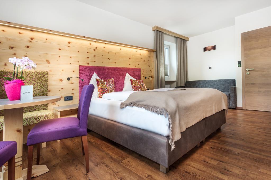 Hotel Talblick ザールバッハ・ヒンターグレム エクステリア 写真